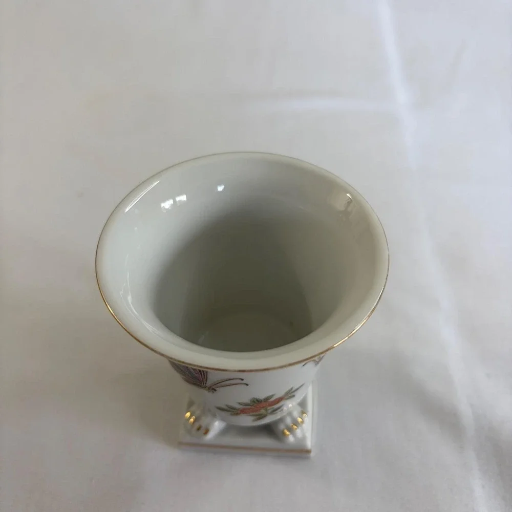 Vintage LJ of Japan Porcelain Butterfly Cup & Saucer Set‎ Gold Rim Lion Paw Feet